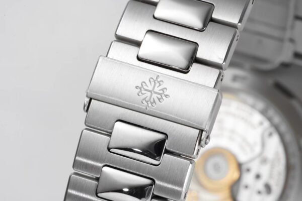 Patek Philippe Nautilus 5711 White Dial PPF