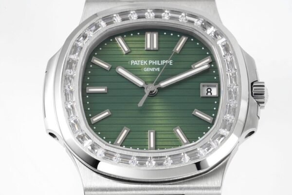 Patek Philippe Nautilus 5711/1300A-001 Olive Green Dial PPF