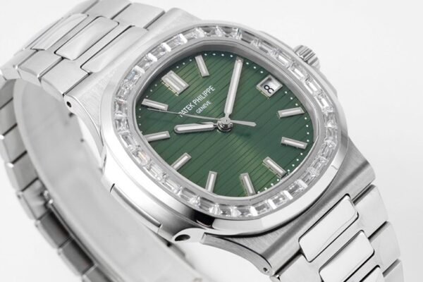 Patek Philippe Nautilus 5711/1300A-001 Olive Green Dial PPF