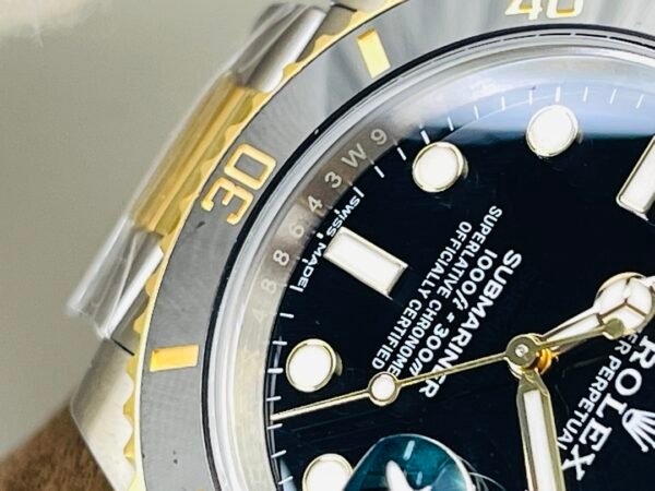 ROLEX  SUBMARINER m116613 LN  VSF