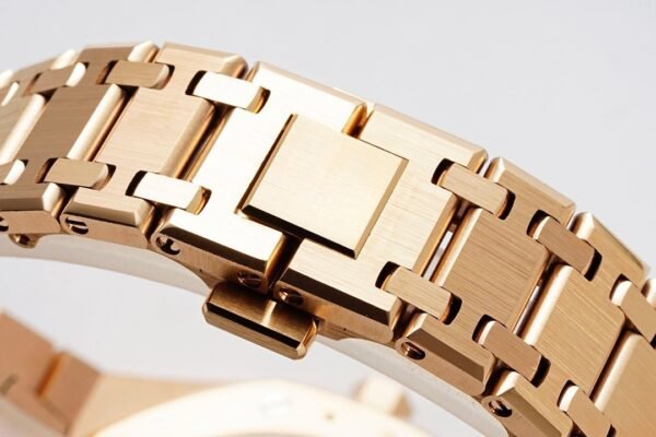 Audemars Piguet  ROYAL OAK 16202OR