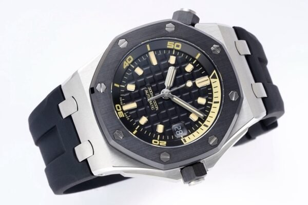 Audemars Piguet  ROYAL OAK Offshore 15720 ZF