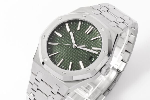 Audemars Piguet  ROYAL OAK 15510