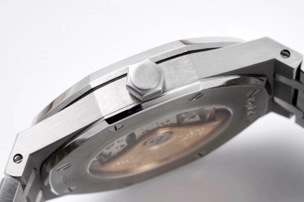 Audemars Piguet  ROYAL OAK  15400