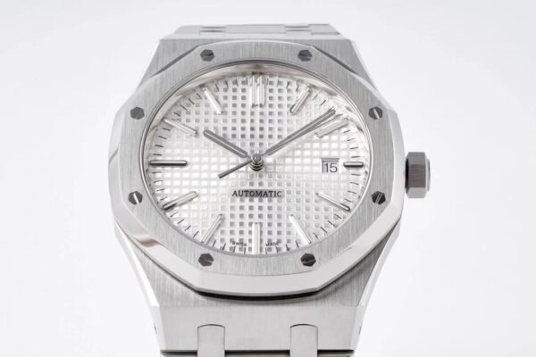 Audemars Piguet  ROYAL OAK  15400