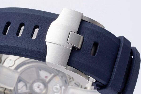 Audemars Piguet  ROYAL OAK Offshore 15720 ZF