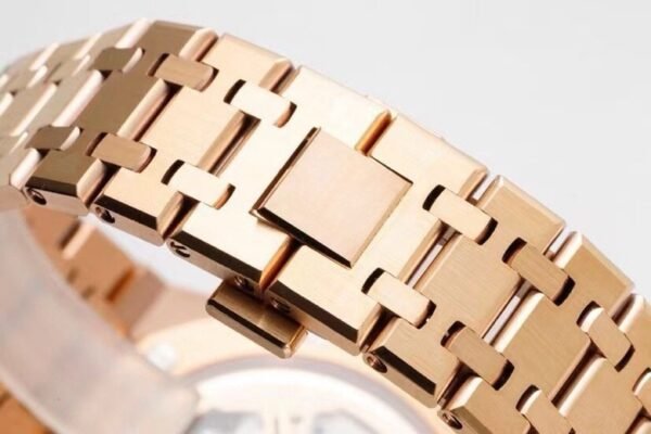 Audemars Piguet  ROYAL OAK  15500