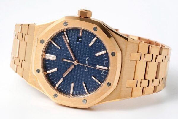 Audemars Piguet  ROYAL OAK  15400