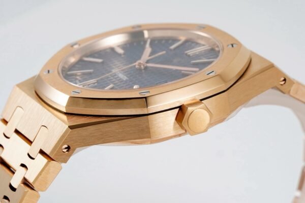 Audemars Piguet  ROYAL OAK  15400
