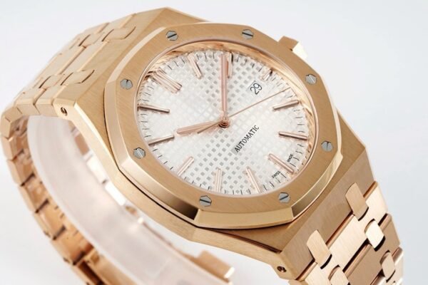 Audemars Piguet  ROYAL OAK  15400