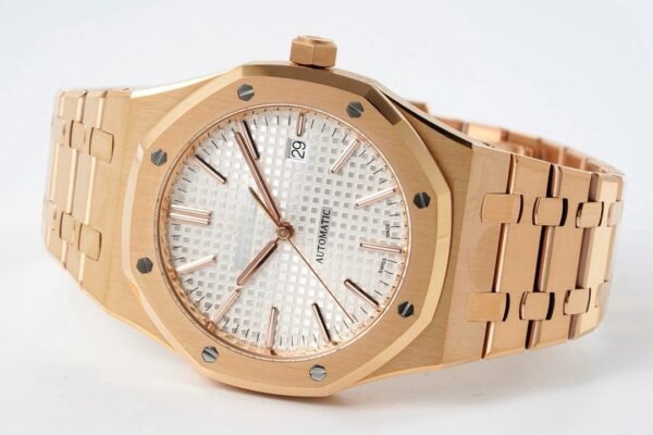 Audemars Piguet  ROYAL OAK  15400