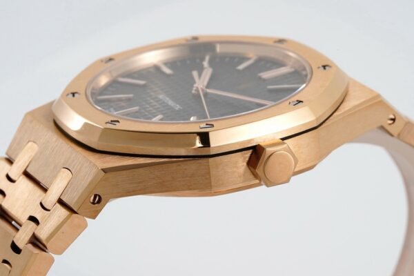 Audemars Piguet  ROYAL OAK  15400