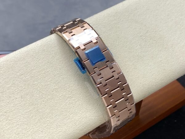 Audemars Piguet  ROYAL OAK 26240OR  APS