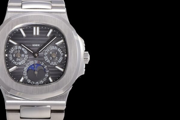 Patek Philippe Nautilus 5740/1G-001