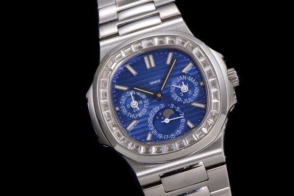 Patek Philippe Nautilus 5740/1G-001