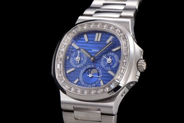 Patek Philippe Nautilus 5740/1G-001