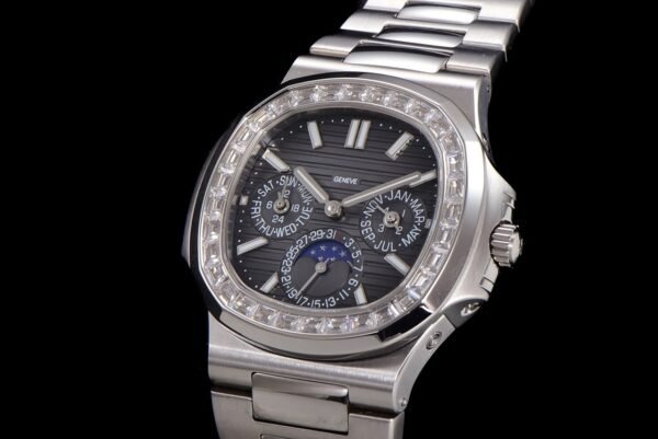 Patek Philippe Nautilus 5740/1G-001
