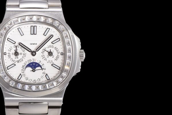 Patek Philippe Nautilus 5740/1G-001