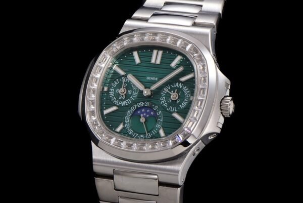 Patek Philippe Nautilus 5740/1G-001
