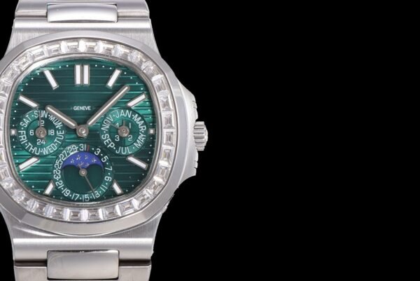 Patek Philippe Nautilus 5740/1G-001