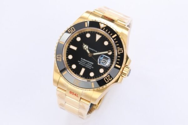 ROLEX  SUBMARINER m126618 LN  VSF