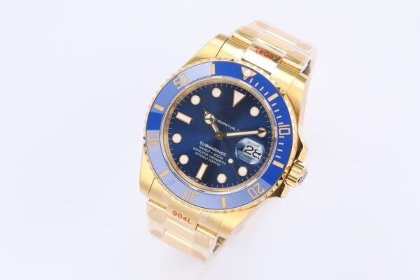 ROLEX  SUBMARINER m126618 LB  VSF