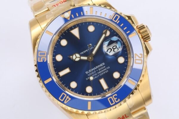 ROLEX  SUBMARINER m126618 LB  VSF