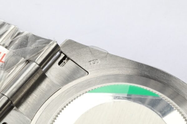 ROLEX  SUBMARINER 126610 LN VSF