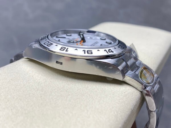 ROLEX  EXPLORER II   M226570-0001  ARF