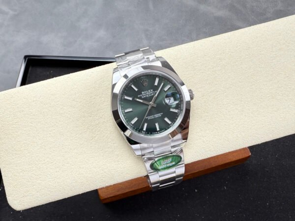 ROLEX  DATEJUST M126300-0019  ARF