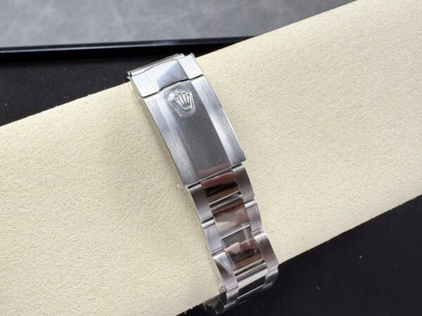 ROLEX  DATEJUST M126300-0019  ARF