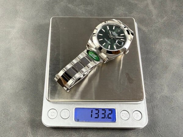 ROLEX  DATEJUST M126300-0019  ARF