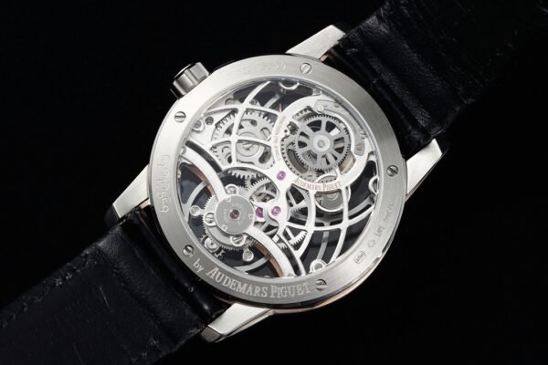 Audemars Piguet  CODE 11.59 26600CR