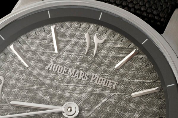 img_0ad2f9fb_20250506_i1746510467596_1989_0_3.jpg Audemars Piguet CODE 11.59 Meteorite Dial Middle East Custom Edition
