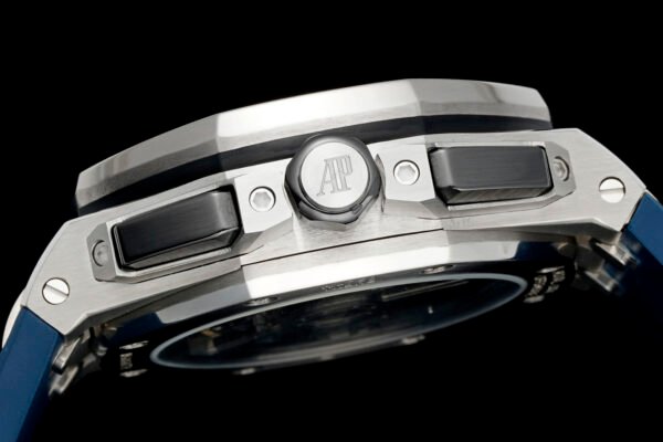 Audemars Piguet  ROYAL OAK OFFSHORE  26420TI