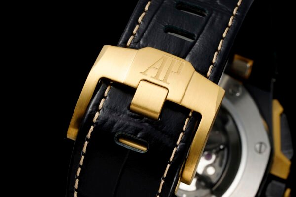 Audemars Piguet  ROYAL OAK OFFSHORE  26420CE