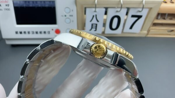 ROLEX SEA-DWELLER 126603 VSF