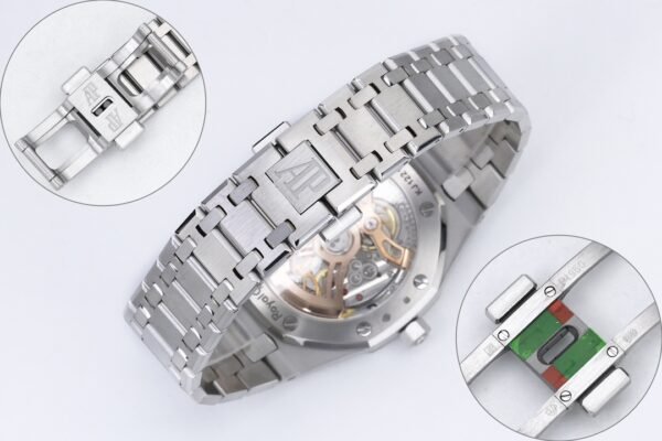 Audemars Piguet  ROYAL OAK 16202BC