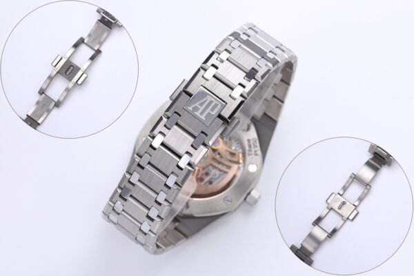 img_5ee17706_20250909_i1757402087_3538_8.jpg Audemars Piguet ROYAL OAK 16202XT