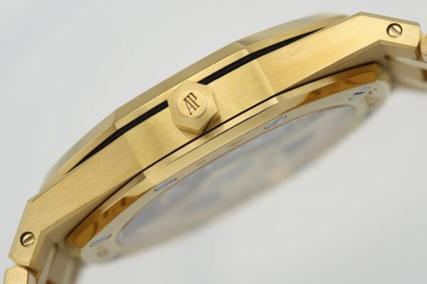 Audemars Piguet  ROYAL OAK 16202BA