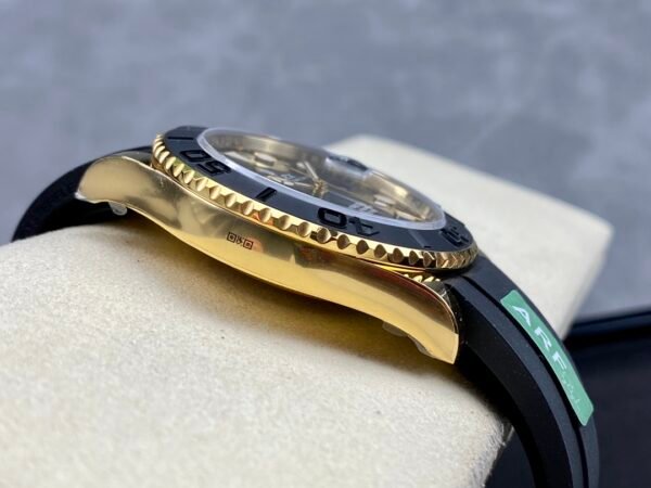 ROLEX YACHT MASTER  M226658-0001  ARF