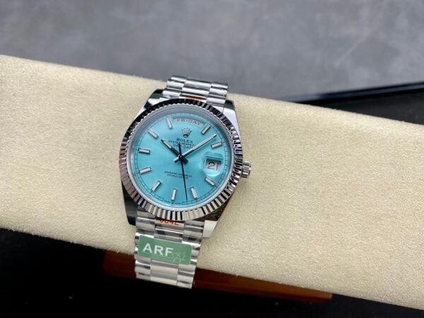 ROLEX DAY-DATE  M228236-0018  ARF