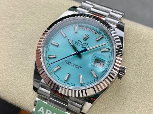 ROLEX DAY-DATE  M228236-0018  ARF