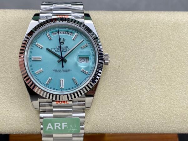 ROLEX DAY-DATE  M228236-0006  ARF