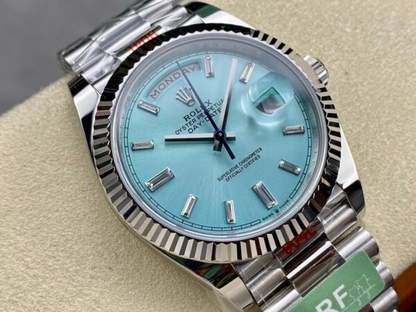 ROLEX DAY-DATE  M228236-0006  ARF