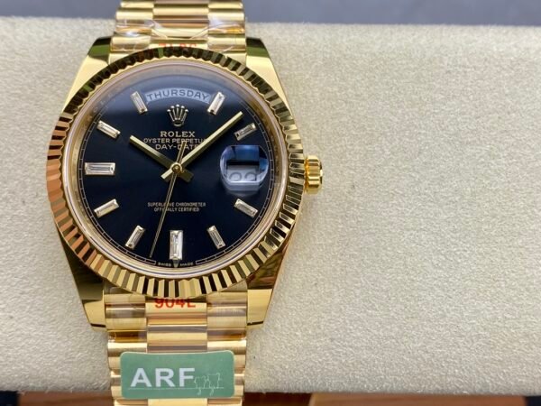 ROLEX DAY-DATE  M228238-0004  ARF