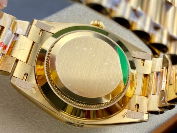 ROLEX DAY-DATE  M228238-0004  ARF