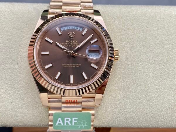 ROLEX DAY-DATE  M228235-0053  ARF