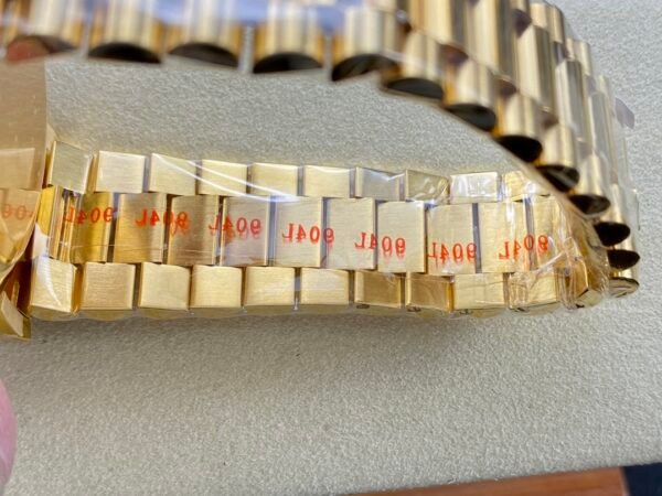 ROLEX DAY-DATE  M228238-0004  ARF