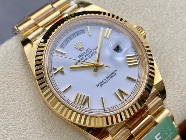 ROLEX DAY-DATE  M228238-0042 ARF